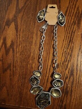 Apt. 9 Gold and Black Tiger-Print Pendant Necklace and Earrings Set
